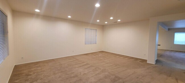 Building Photo - 1262 Garrett Way