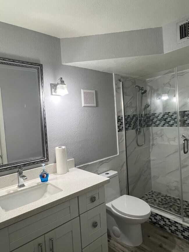 Building Photo - 3341 NW 47th Terrace