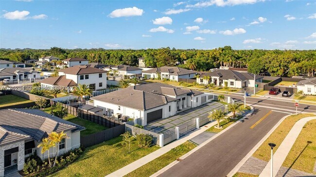 Building Photo - 13305 SW 190th Terrace