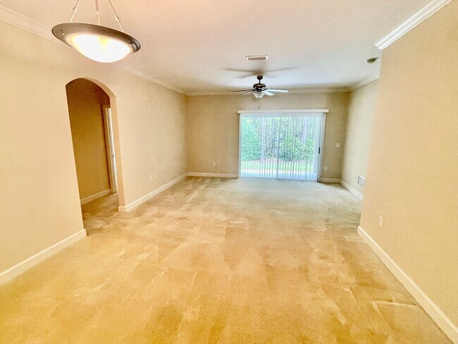 Building Photo - 96042 Stoney Creek Pkwy