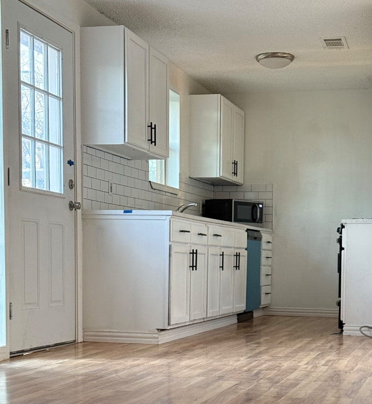 Building Photo - 2702 S Fielder Rd