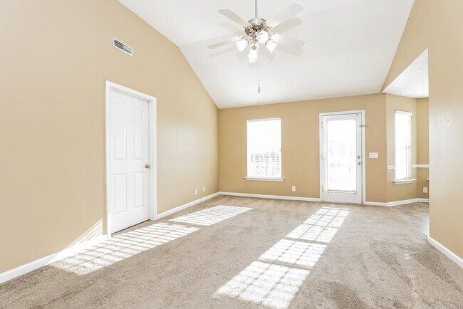 Building Photo - 1137 Phelissa Dr