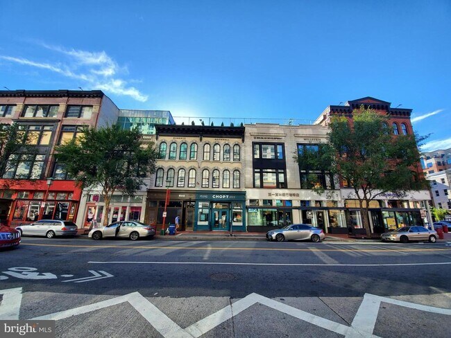 Building Photo - 777 7th St NW