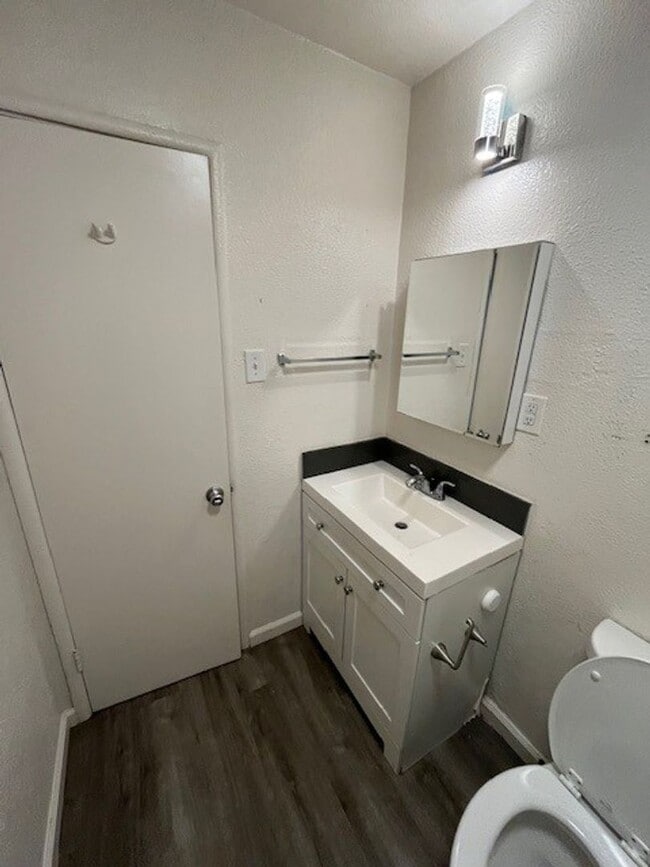 Building Photo - Coming Soon!