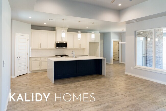 Building Photo - 306 Kirks Holw