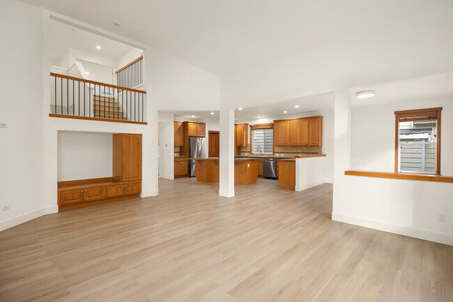 Building Photo - 2416 35th Ave NE