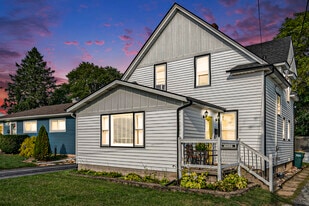 Building Photo - 357 Franklin St