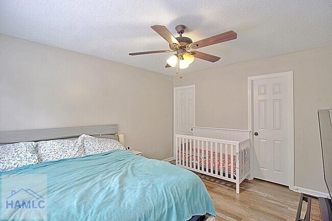 Building Photo - 1567 Pendleton Dr