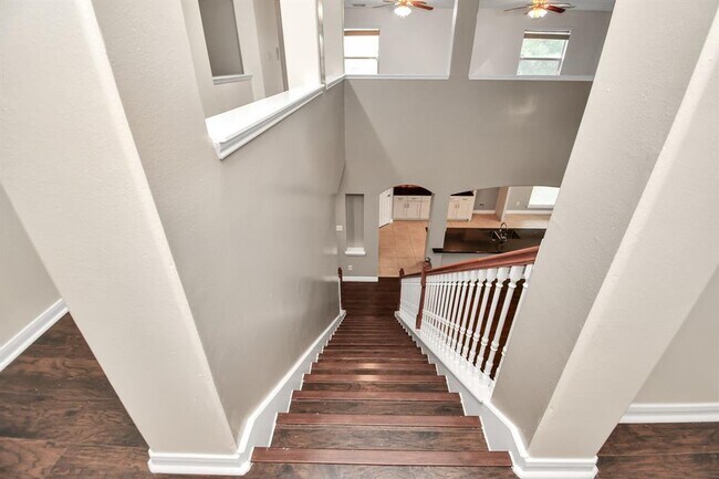 Building Photo - 8522 Chancellorsville Ln