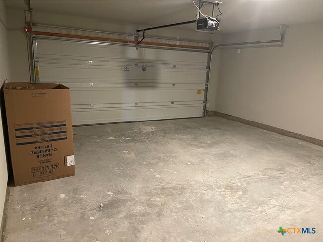 Building Photo - 2302 Merganser Dr