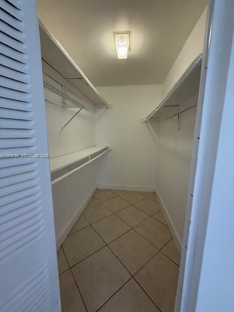 Building Photo - 1801 S Treasure Dr