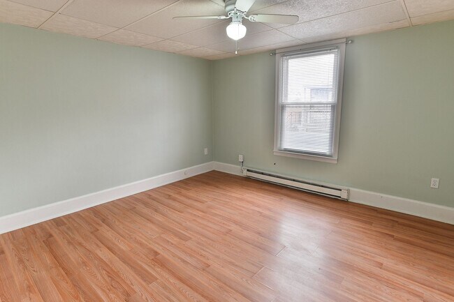 Building Photo - 1306 N 3rd St