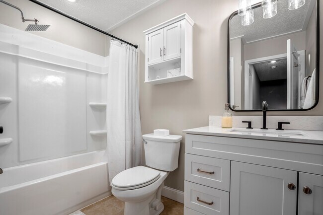 Building Photo - 677 Slate Hollow Ct