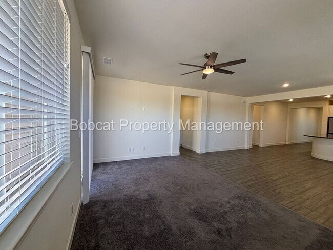 Building Photo - 1097 Dapple Dr