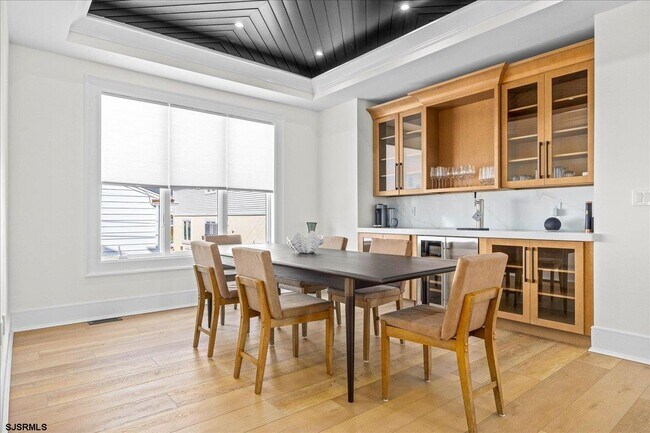 Building Photo - 31 Seaside Ct