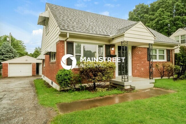 Building Photo - 4 Bedroom Pet-Friendly Home in Louisville,...