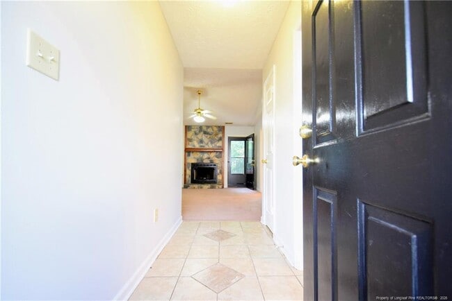 Building Photo - 6475 Applewhite Rd