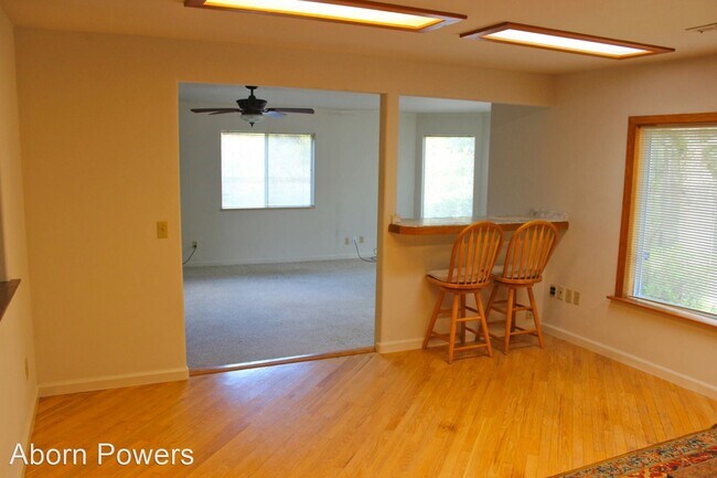Building Photo - 3 br, 2 bath House - 4300 Canyon Valley Road