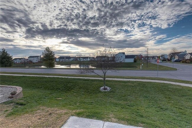 Building Photo - 803 Foxgrove Dr