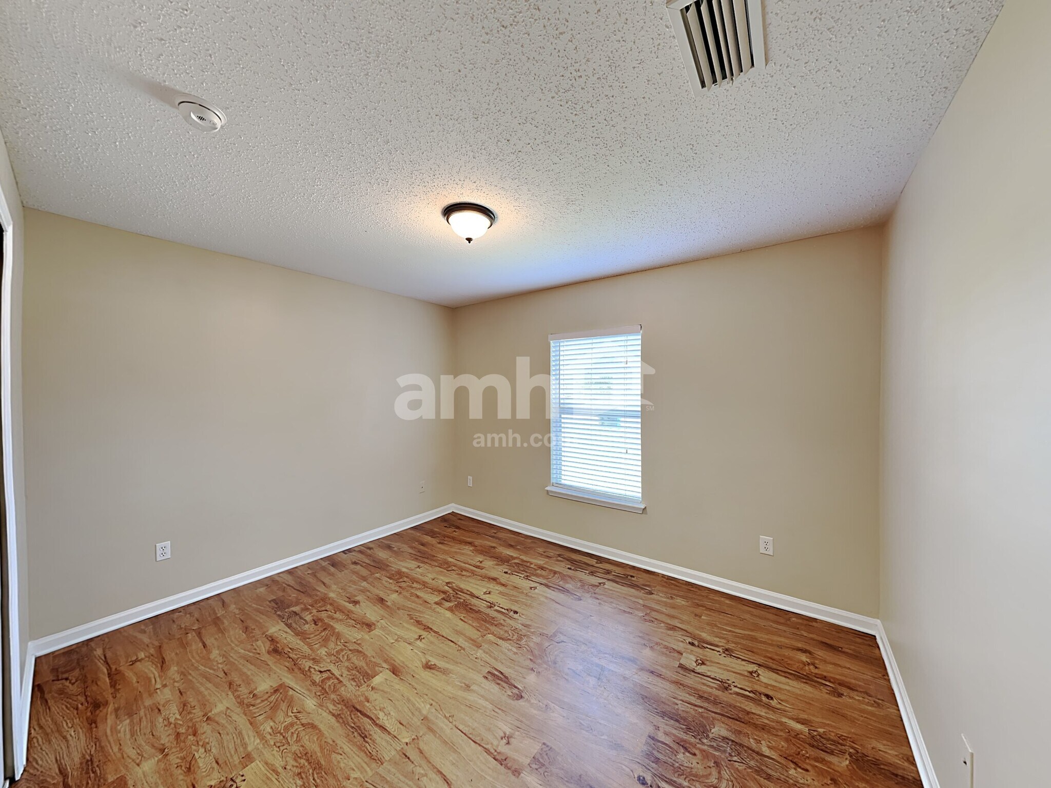 Building Photo - 6815 Rapid River Dr