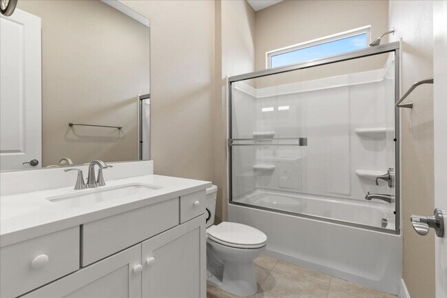 Building Photo - Lovely Home!