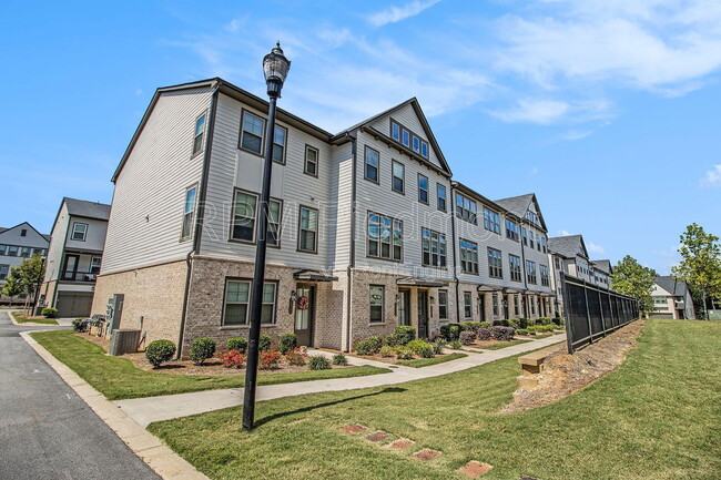 Building Photo - 2638 Caruso Wy