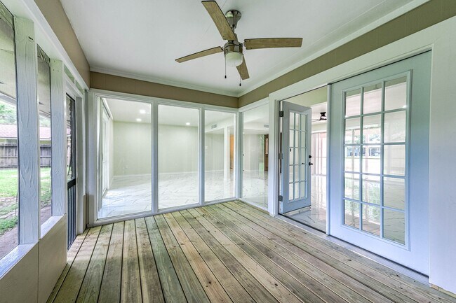 Building Photo - 1610 Richvale Ln