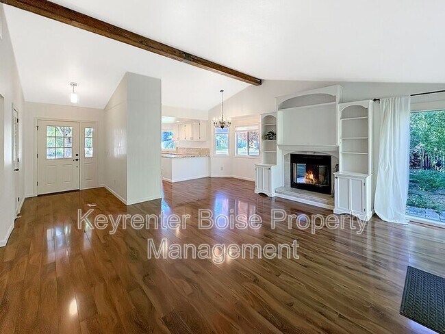 Building Photo - 6503 W Baron Dr
