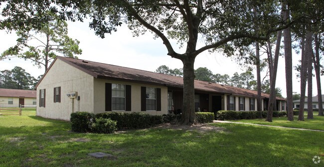 Building Photo - Northwood Apartments