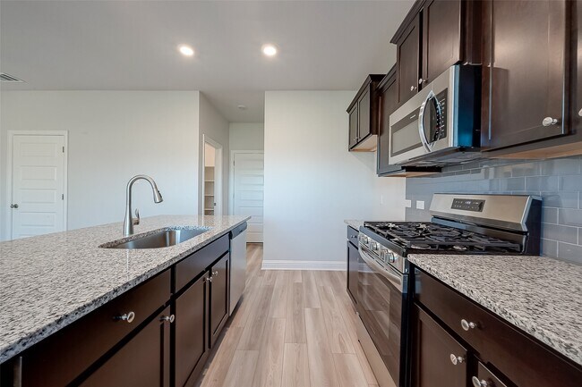 Building Photo - 436 Long Beach Bay Dr