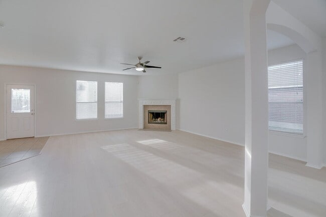 Building Photo - 20224 Stanley Robin Ln