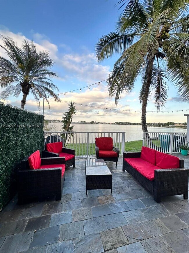 Building Photo - 12531 NW 7th Ln