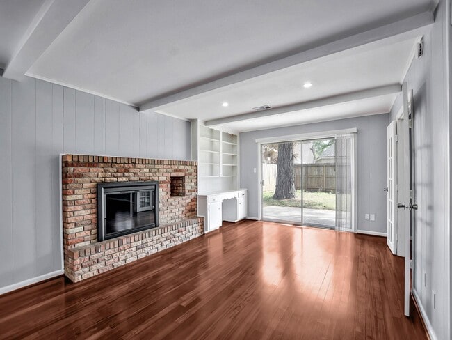 Building Photo - 1738 Conrad Sauer Dr