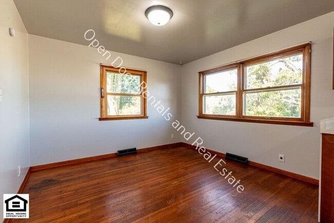 Building Photo - 6242 Co Rd 36