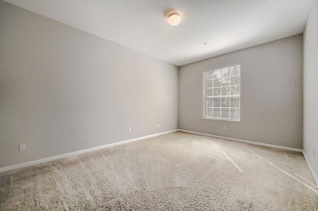 Building Photo - 2484 San Tecla St