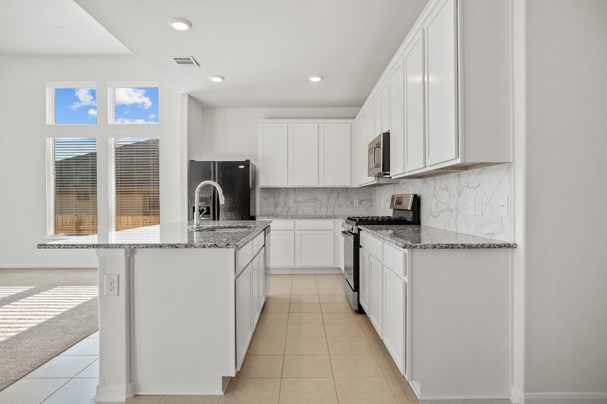 Building Photo - 5552 Bellissima Way