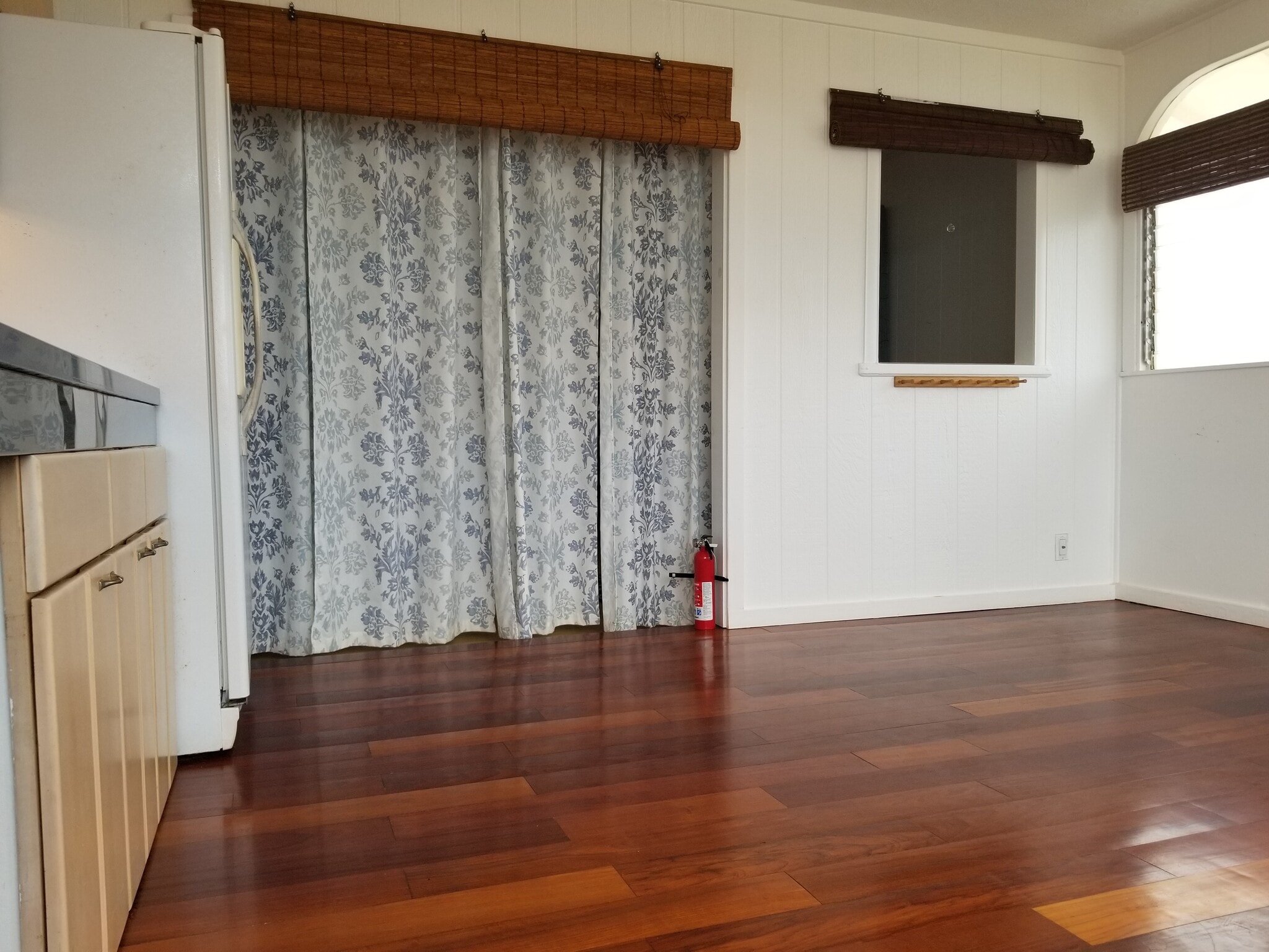 separate bedroom/studio behind curtain - 1675 Malakia Street Unit #2