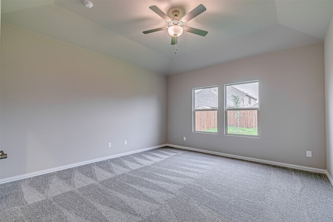 Building Photo - 337 Edmund Ln