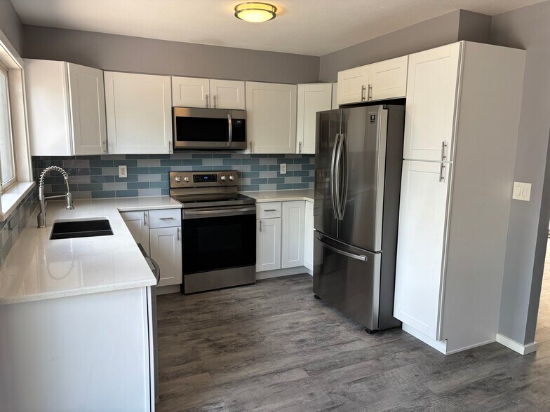 Remodeled Kitchen - 3613 S Olathe St