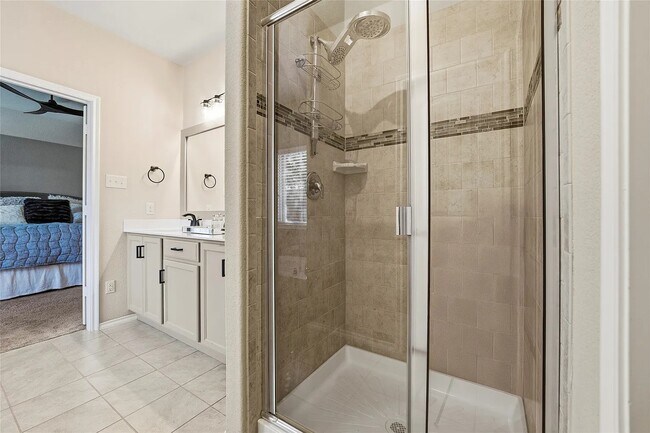 Building Photo - 9905 Cottontail Ln