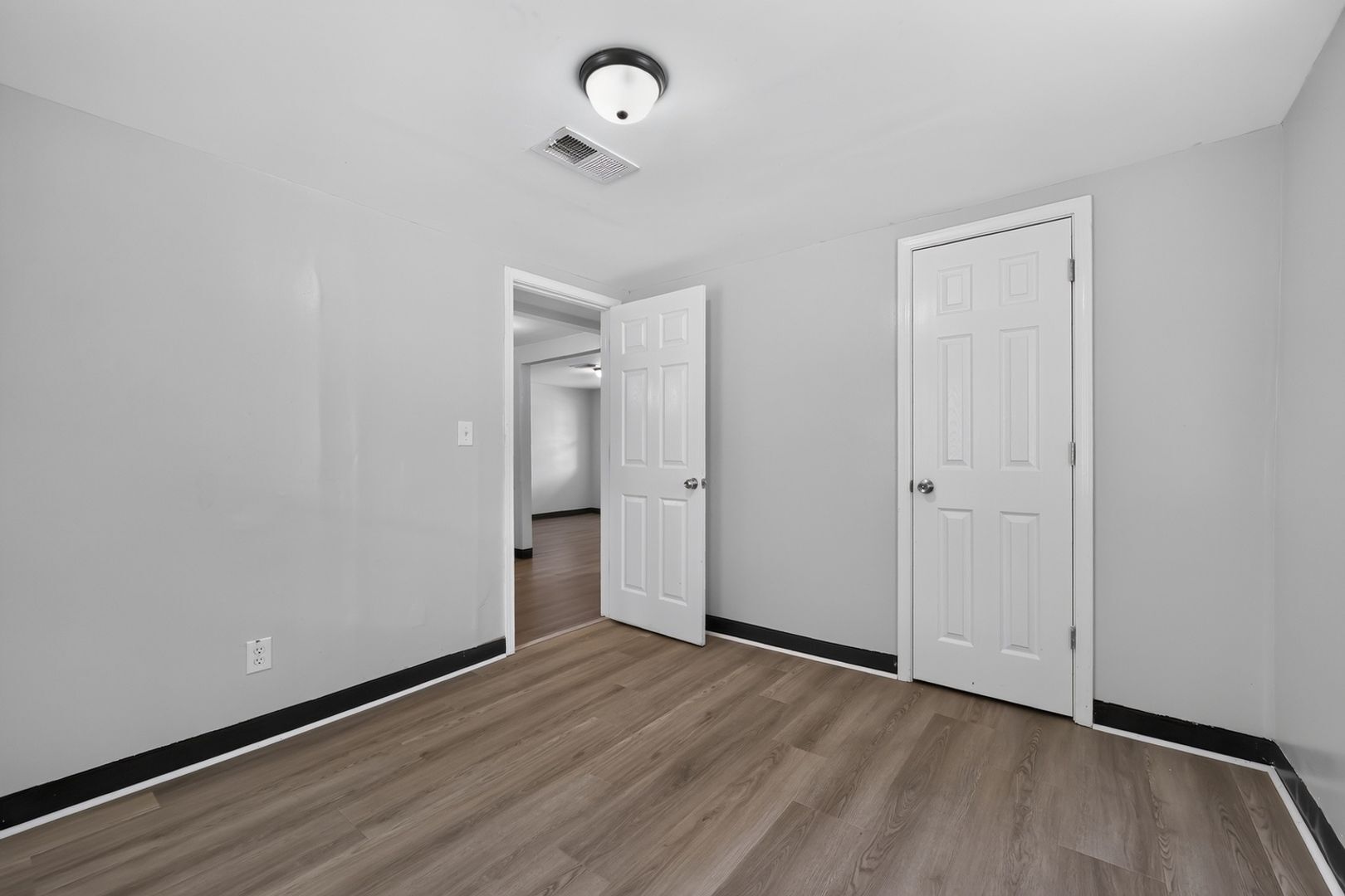 Building Photo - 1626 Telfair St Ln