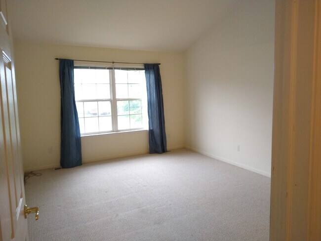 Building Photo - 2852 Chaseway Ct