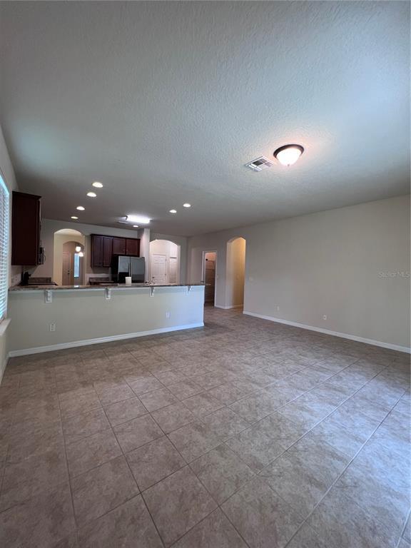 Building Photo - 1310 Oakcrest Ct