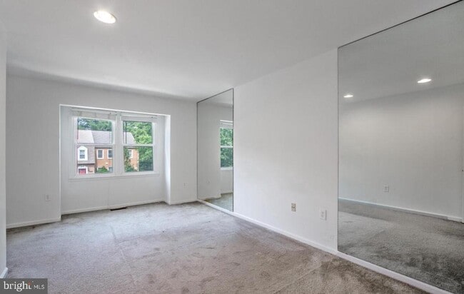 Building Photo - 7862 Heatherton Ln