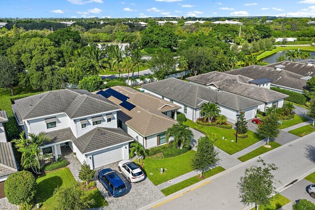 Building Photo - 2908 Gin Berry Way