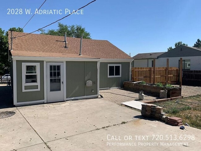 Building Photo - 2028 W Adriatic Pl