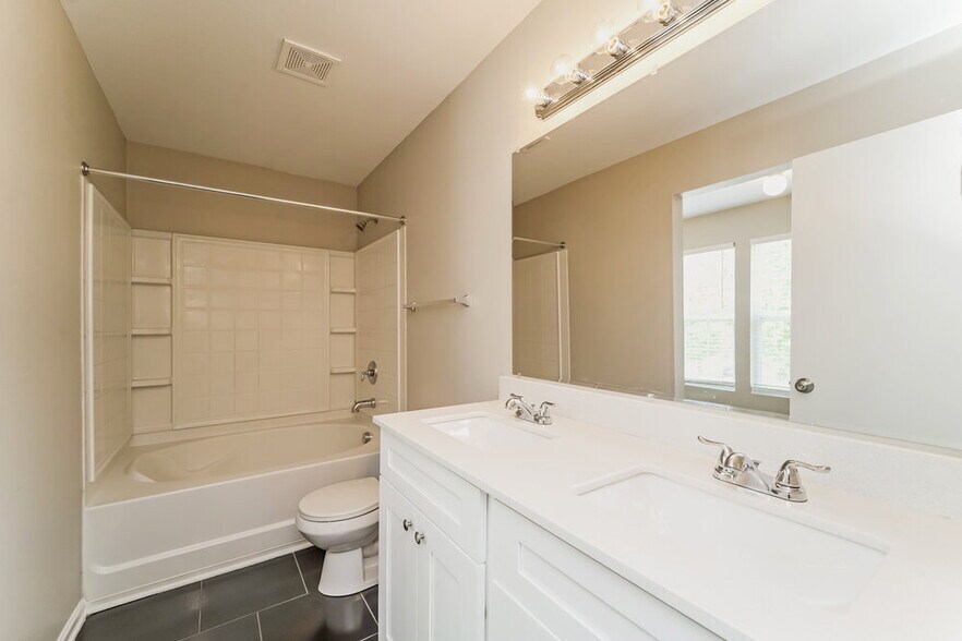 Building Photo - 7307 Mitzi Deborah Dr