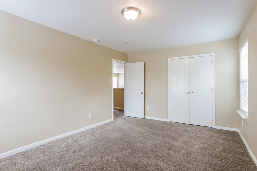 Building Photo - 20826 Bonham Park Ln