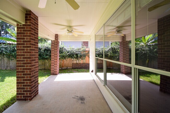 Building Photo - 34 S Rambling Ridge Pl