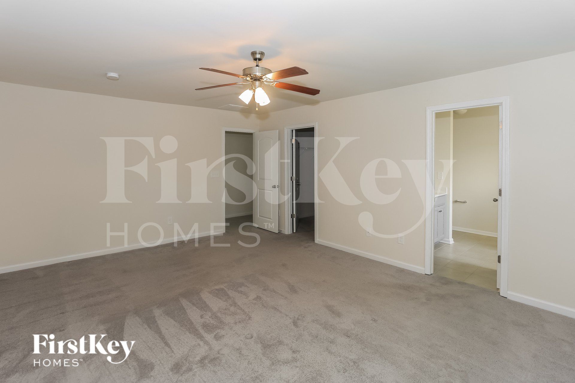 Building Photo - 182 Paradise Hills Cir